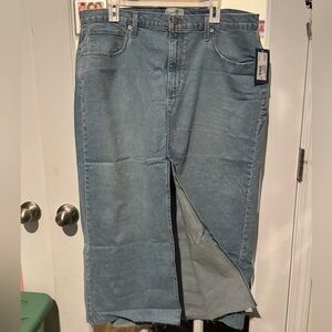 Size 16 Universal Thread Blue Denim Skirt